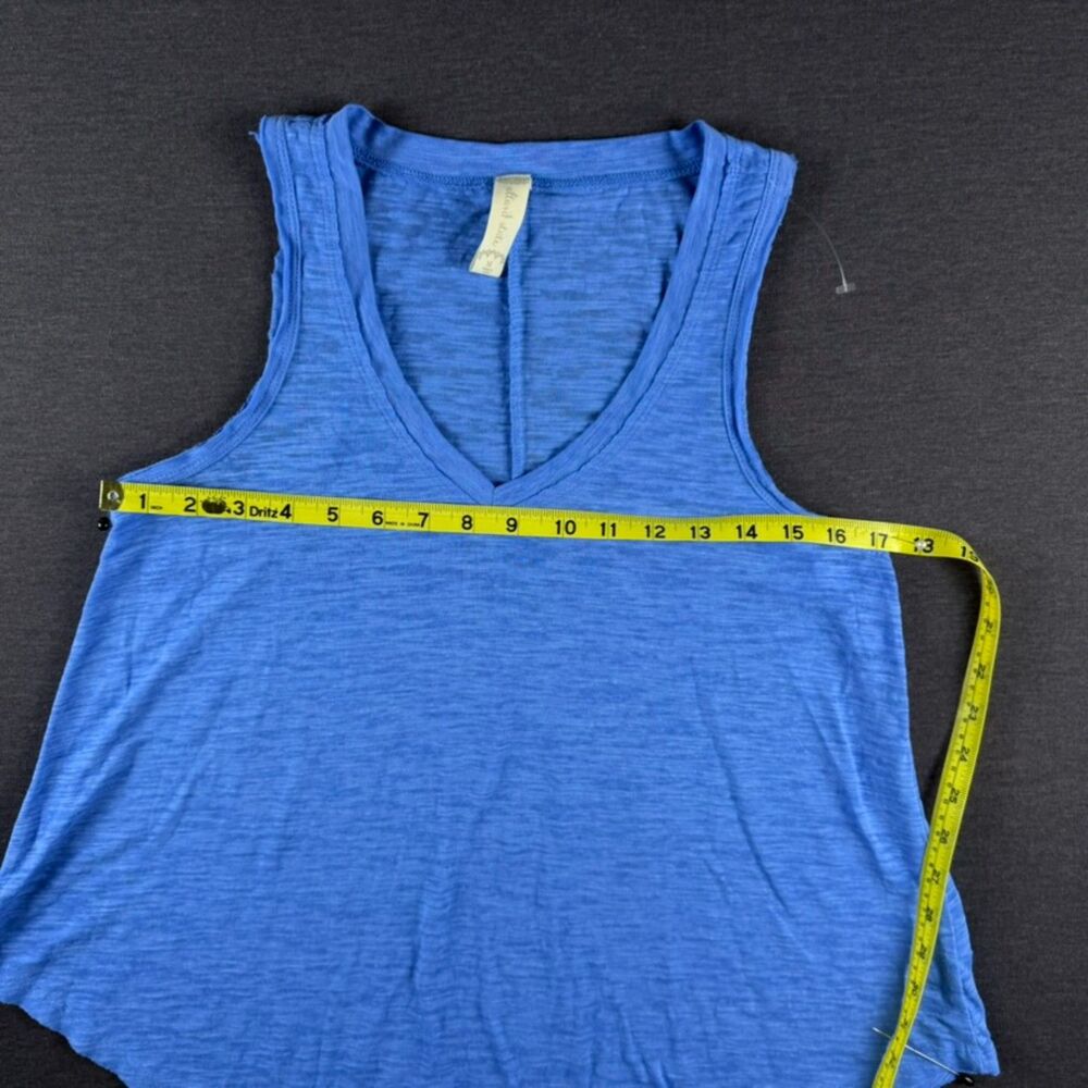 Alter’d State Blue V-Neck Racerback Tank Top Size Medium - Picture 5 of 11